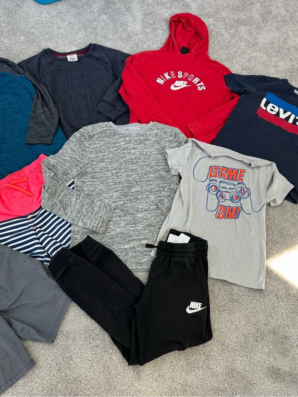 Boys clothing bundle size large and X-Large